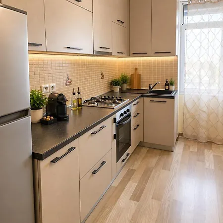 Blloku Riverside Apartment-check In 24 Appartement *